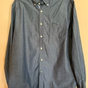 8 assorted shirts size XL